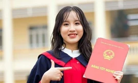Nữ thủ khoa lớp 10 ở Hải Phòng đạt 49/50 điểm
