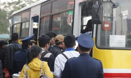 41 lượt xe buýt 'chữa cháy' cho bến Mỹ Đình