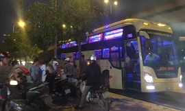 TTGT phạt gần 2.000 lượt ô tô dừng đỗ, đón trả khách sai quy định