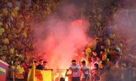 Cảnh sát chống đốt pháo trận Việt Nam - Thái Lan bằng cách nào?