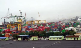 Gấp rút ‘chạy lệnh’ thông quan ngày áp Tết