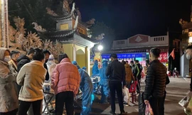 Hải Phòng: Bị thu phí xét nghiệm khi đi lễ đền Cô Chín