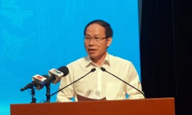 450 công nhân, viên chức, người lao động dự buổi đối thoại trực tiếp với Thường trực Thành ủy Hải Phòng.