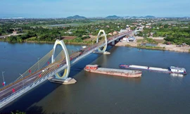 Toàn cảnh cầu Quang Thanh kết nối giao thông giữa TP Hải Phòng và tỉnh Hải Dương vừa được khánh thành.