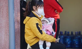 Mong ngóng được rời khu cách ly ở Hải Phòng về nhà ăn Tết