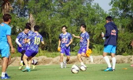 Người hâm mộ Hải Phòng hào hứng xem Hà Nội, HAGL, Viettel tập trước ngày khai mạc giải tứ hùng