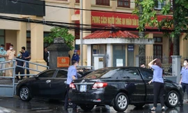 Tổ công tác của Viện KSND Tối cao làm việc tại Công an quận Đồ Sơn.