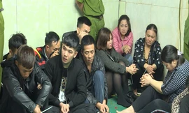 Các đối tượng bị bắt quả tang.