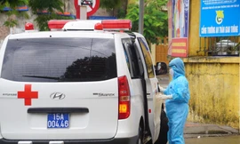 Thêm nhiều ca mắc COVID-19, hàng vạn học sinh Hải Phòng, Hải Dương học trực tuyến 