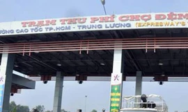 Bắt hàng loạt 'sếp' trốn thuế ở trạm thu phí cao tốc TPHCM-Trung Lương
