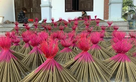 Làng làm hương bài ở Hải Phòng hối hả dịp Tết Nguyên đán 2023