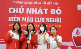 Sinh viên Đại học Hàng hải Việt Nam hiến máu cứu người dịp cận Tết