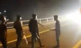 Bắt giữ nhóm đối tượng vác dao chặn xe 'xin đểu' trên cao tốc