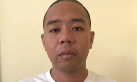 Bắt băng nhóm “đặt bẫy” cướp iPhone ở Hà Nội