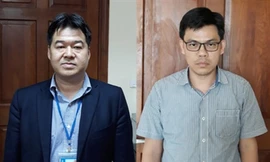 Bị can Nguyễn Hoài Giang (trái) và bị can Phạm Xuân Quang (phải). Ảnh: Cơ quan CSĐT.