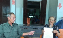 Chủ tịch xã bị tố quan hệ bất chính với phụ nữ có chồng