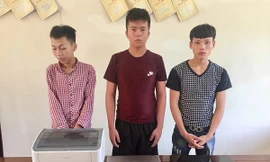 Đột nhập trụ sở ủy ban huyện vì thiếu tiền chơi điện tử