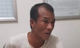 Gã đàn ông hung hãn chém gục hàng xóm, tấn công cảnh sát