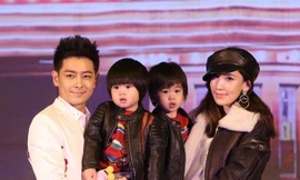 Gia đình hạnh phúc của ‘mỹ nam không tuổi’ Lâm Chí Dĩnh 