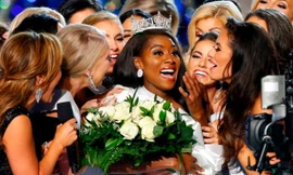 Mỹ nhân da màu 25 tuổi đăng quang Hoa hậu Mỹ 2019