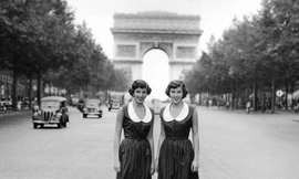 Phong cách dạo phố đẳng cấp của các quý cô xưa 