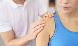 Đau bả vai: Triệu chứng cảnh báo cơn đau tim không phải ai cũng biết