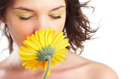  Nhìn khí hư chẩn bệnh cho 'cô bé'