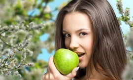 10 bí quyết ăn uống giúp phái đẹp kéo dài tuổi xuân