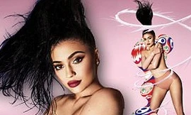 Em gái 19 tuổi của Kim Kardashian táo bạo và nóng bỏng