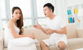 Mình ghen với tình đầu sâu đậm của anh