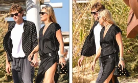 Kate Moss phát tướng, bụng mỡ khi đi nghỉ cùng bạn trai kém 13 tuổi