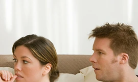 Biểu hiện của người đàn ông không đáng tin