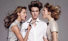 Theo dõi ngoại tình, yêu ngay chồng tình địch