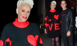 Vợ cũ 'người hùng cơ bắp' eo thon ngỡ ngàng sau sinh 