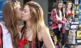 Con gái Michael Jackson đón tuổi mới ngọt ngào bên bạn trai