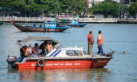 1.000 người quần thảo sông Hàn tìm kiếm 3 nạn nhân mất tích