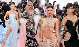 Dàn thiên thần nội y đọ sắc 'bỏng mắt' với váy hở bạo