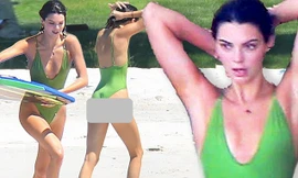 Siêu mẫu nhà Kardashian eo thon chân dài ở biển Mexico