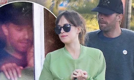 Người đẹp ’50 sắc thái’ tình tứ hẹn hò bạn trai hơn 12 tuổi