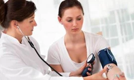 Cao huyết áp nguy hiểm cho phụ nữ hơn nam giới