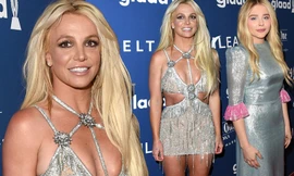 Britney Spears mặc váy kiệm vải vẫn lộ rõ vẻ lão hóa