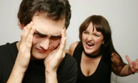 Khổ vì vợ ghen tuông hoang tưởng