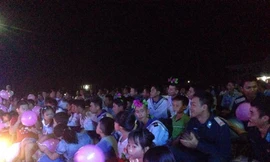 Giao lưu văn nghệ '10 năm nghĩa tình vì Trường Sa xanh'