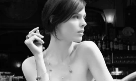 ‘Chân dài’ Coco Rocha tái xuất cực gợi cảm