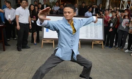 Siêu phẩm của Jack Ma và 11 cao thủ: Vì sao thiếu Thành Long?