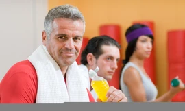 Lạm dụng nước tăng lực dễ mắc các bệnh thần kinh