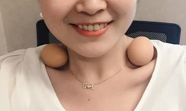 Khoe dáng đẹp, giới trẻ rộ phiên bản nâng cấp của trào lưu xương quai xanh