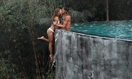 Cặp blogger Mỹ bị chỉ trích mạo hiểm tính mạng vì một bức ảnh sống ảo