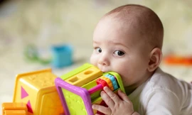 Vệ sinh đồ chơi cho trẻ thế nào cho đúng?