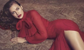 ‘Gái một con’ Irina Shayk nóng bỏng mặn mà sau sinh